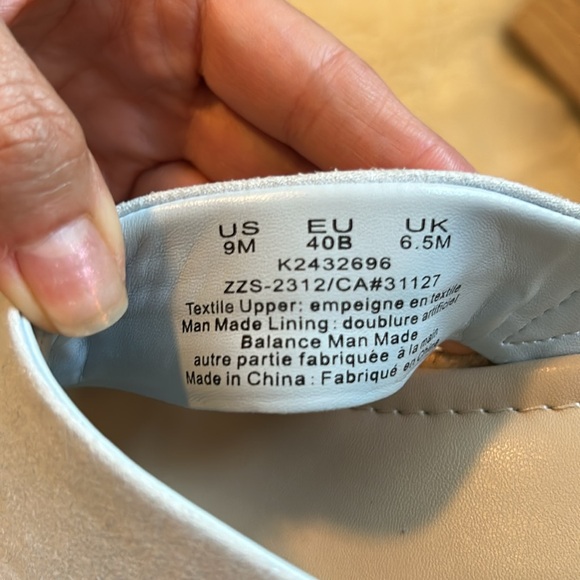 NWOB ~ DKNY Maryn Crisscross Espadrille Sandals SZ 9 - Picture 8 of 12